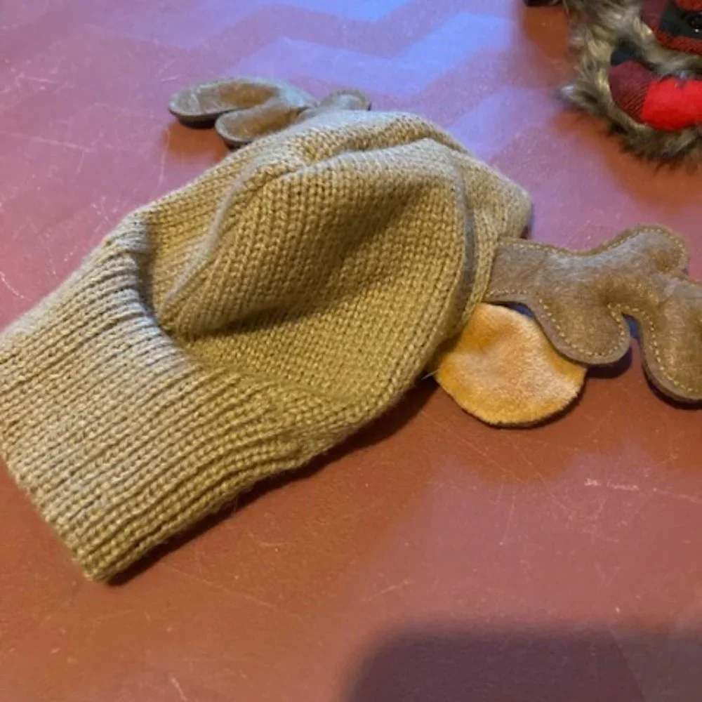 Cat hats